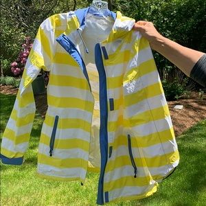 Like new Vineyard Vines rain jacket